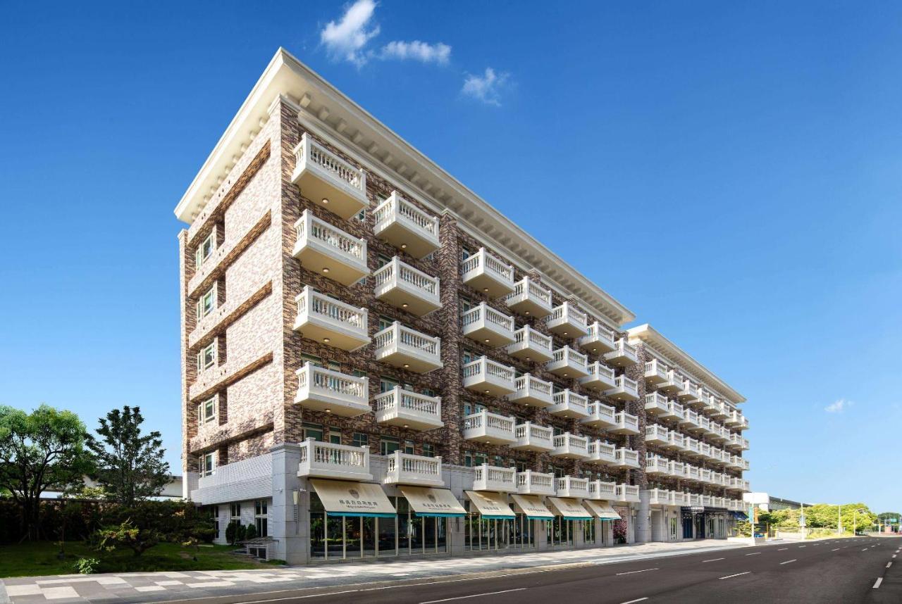 Tryp By Wyndham New Taipei Linkou 新北林口爵怡溫德姆酒店機場捷運mrta9林口站 المظهر الخارجي الصورة